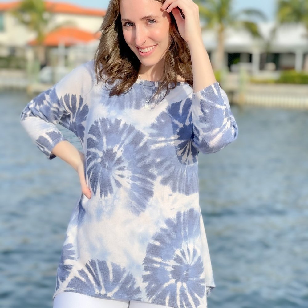 Honeyme White Blue Tie Dye Long Sleeve Top NWT
